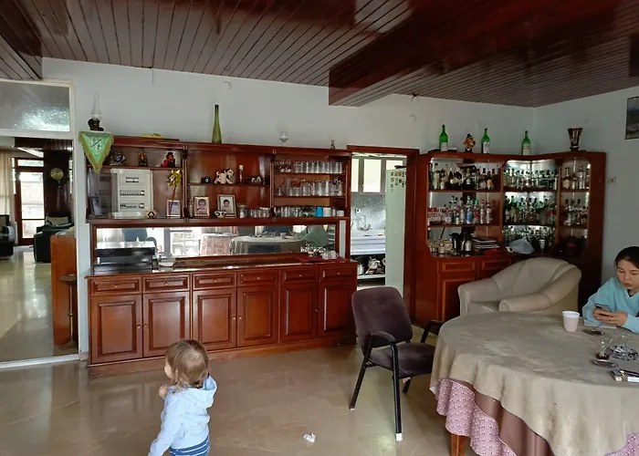 Hotel Begumhan *