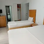 Hotel Begumhan *