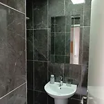 Begumhan Hotel *