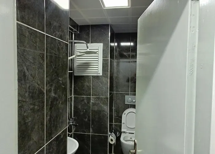 Hotel Begumhan *