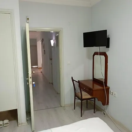 Hotel Begumhan *