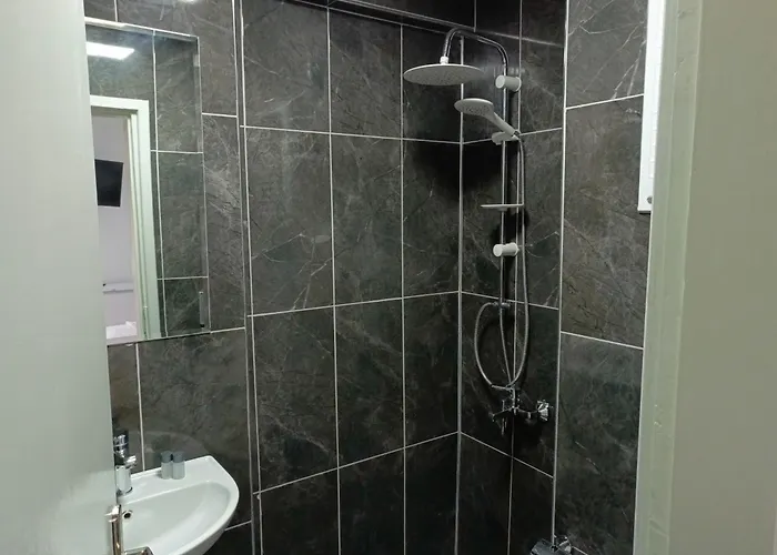 Begumhan Hotell *