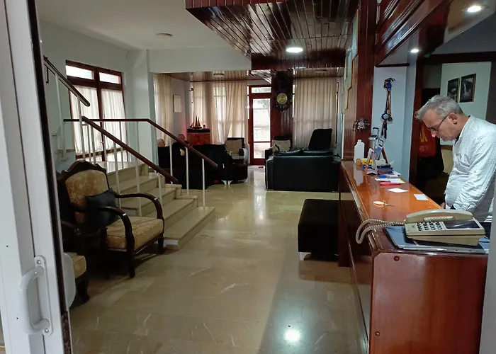 Begumhan Hotell *